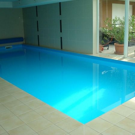 Honey Wellness Apartman Siofok Ngoại thất bức ảnh