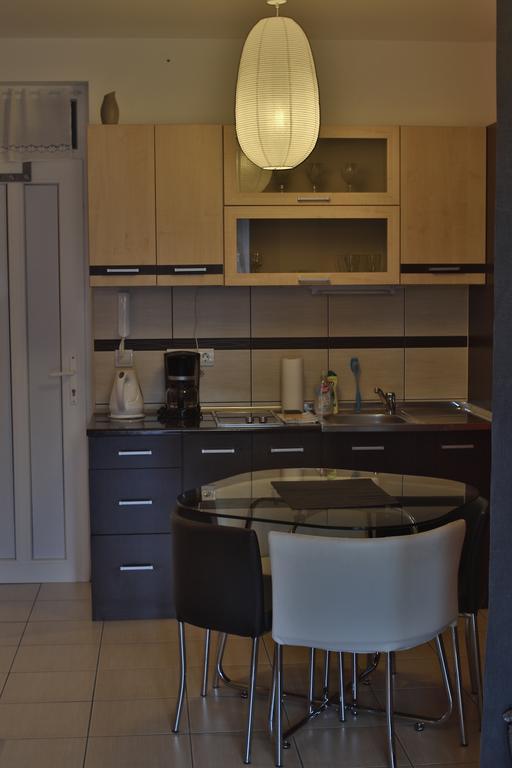 Honey Wellness Apartman Siofok Ngoại thất bức ảnh